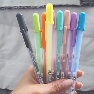 [Free in bundle] Souffle gel pens Sakura brand japanese